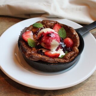 サクサク熱々のダッチパンケーキがおすすめ♪