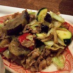アオザイ - 豚肉と夏野菜の生姜炒め