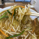 ラーメン まるとも - 大量の野菜