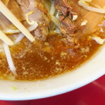 ラーメン二郎 - スープ