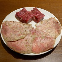焼肉うしごろ 表参道店 - ☆極みのタン＆厚切りハラミ(*^^)v☆