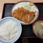 めおと食堂 - とんかつ定食