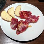 炭火焼肉ふじた - ロース。