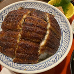 炭焼うな富士 - 上うな丼のアップです