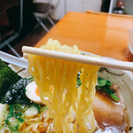 Wafuu Ramen Kaneko - 和風らーめん　麺リフト