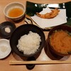 おばた - 天ぷら定食はおかわりOKのご飯やお味噌汁付き、自家製のこんぶ塩や天つゆ＆大根おろしで