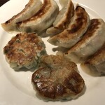 順順餃子酒場 - ニラまんじゅう、特製「揚げ餃子」～子供から大人まで大人気～