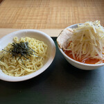 麺屋純太 - 赤つけ麺(1.5玉 野菜大盛り)