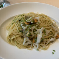 イタリアーナ エノテカ ドォーロ - ホタテと蓮根のオイルパスタ