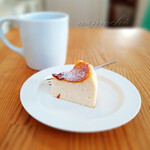 ガレージコーヒー - ベイクドチーズケーキ