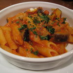イタリアン レストラン ピンナピンナ - トマトソースのペンネ