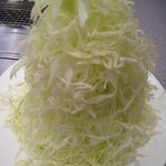 おんどる - 山盛キャベツ290円(今はお休みメニューです)
