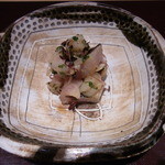 神保町 傳 - 造里　本日の鮮魚　かます　甘海老　あさつきと茗荷　カボス