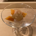 鮨いずみ - ヒラメと冬柿、クルミの胡麻ソース
