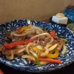 夢や - 「牛肉とパプリカのオイスターソース炒め」