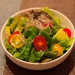 スパイスカレー 隠れ家 - サラダ