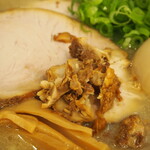 THE 石原ラ軍団 - チャーシュー増し（ほぐしチャーシュー）