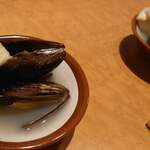 中華ダイニング 煌璃 - お通しのムール貝