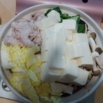 台湾料理 百味鮮 - 『 たっぷり豆腐の豚肉鍋 』  1280円 （ 税別 ）
