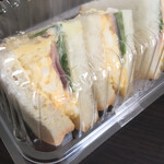 パセオカフェ - ハム玉子サンドイッチはマスタードが効いて美味い！
