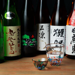 Jidoriya Tsukada - 色んな酒器で楽しめる日本酒