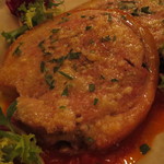 花悠仔豚のサルシッチャ詰めロースト、トマトソース1