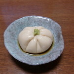 Torishige - つきだし（その日によって変わります） 　胡麻豆腐