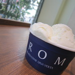 GROM 新宿店 - 