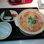 Ramenkokoichi - みそ煮込みラーメン