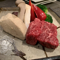 キャラバン - フォアグラ、特選A5佐賀牛、野菜たち