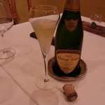 トラットリア・アルベロ - NV SHAMPAGNE BRUT Cuvee Tradition Christian Etienne　120mlグラス