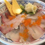 磯丸水産 - 鯛丼