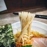 Mendokoro Fuujin - 麺！細目全粒粉！私の大好きな麺！淡麗の塩味が麦の香りを引き出させます！