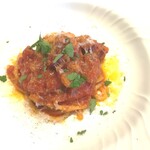 La Brianza - アマトリチャーナシャラテッリ。この頃トマトソースのパスタがいただきたい気分だったので嬉しい☆ シャラテッリモチモチ♪ グアンチャーレかしらパンチェッタかしら具材たっぷり玉ねぎとろけてる～＼(^-^)／