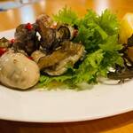 大船イタリアン visole - 牡蠣のオイル漬け