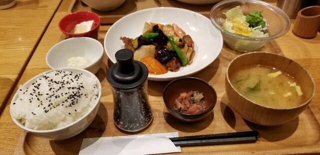 おぼんdeごはん ラゾーナ川崎プラザ店 川崎 定食 食堂 食べログ おぼんdeごはん ラゾーナ川崎プラザ店 川崎 定食 食堂 食べログ