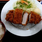 Asahiya - 『スーパー極厚とんかつ定食(税込み1250円)』