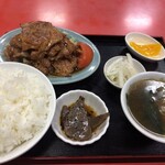 中華料理 喜楽 - 焼肉定食（800円）