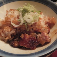 ひつまぶし名古屋備長 ラシック店 - ねぎと山葵を載せて