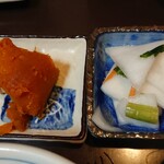 Izakaya Himawari - 定食 小鉢、漬け物