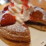 コメダ珈琲店 - あんこたっぷりすぎて幸せ