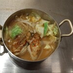 新宿ぱすたかん - 牡蠣の一口鍋