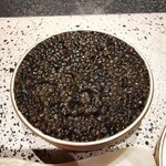 西麻布 焼肉 X - キャビアのユッケ