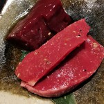 西麻布 焼肉 X - 但馬玄のハツとレバー