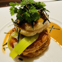 KAZAN - 直火帆立貝の ミルフィーユ　キャビア添え