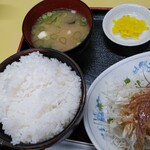 Chuukahanten Gokuu - 本日のサービス品からあげ定食ご飯大盛り
