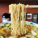 やまとラーメン香雲堂 - やまとラーメン小　麺リフト