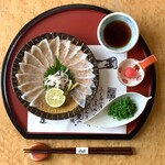開花屋 - 天然とらふぐ刺し