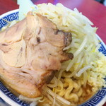 無限大 夢 - ＜参考＞ラーメン（中盛）＋ニンニク