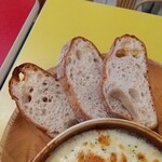 サクラカフェ＆レストラン 池袋 - ライ麦パン